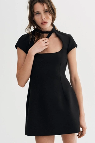 Короткое платье с завязками- Заказать в России