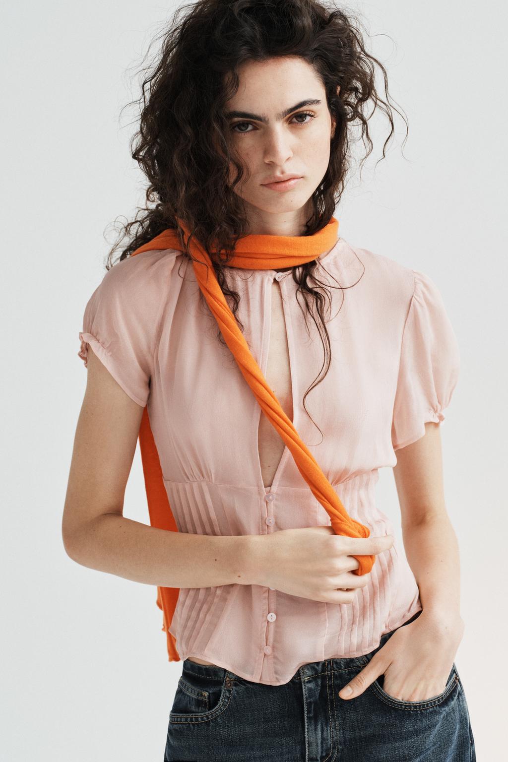 ТОП ИЗ ПОЛУПРОЗРАЧНОГО ЖОРЖЕТА