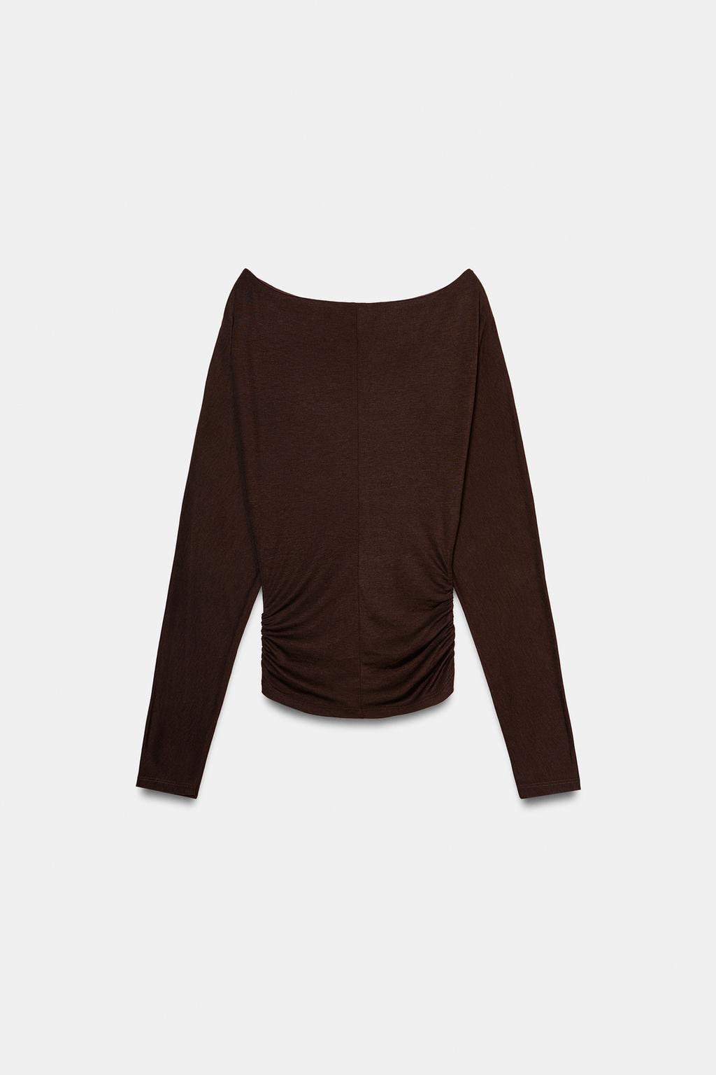 ФУТБОЛКА С ДЛИННЫМИ РУКАВАМИ И ЗАКЛЕПКАМИ