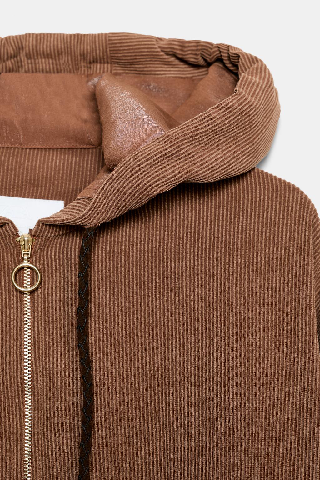 БОМБЕР С КАПЮШОНОМ