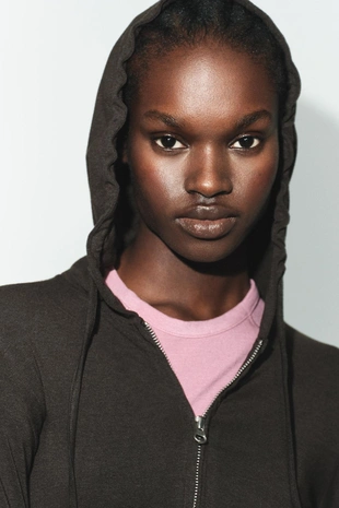 Укороченная толстовка без швов- Заказать в России