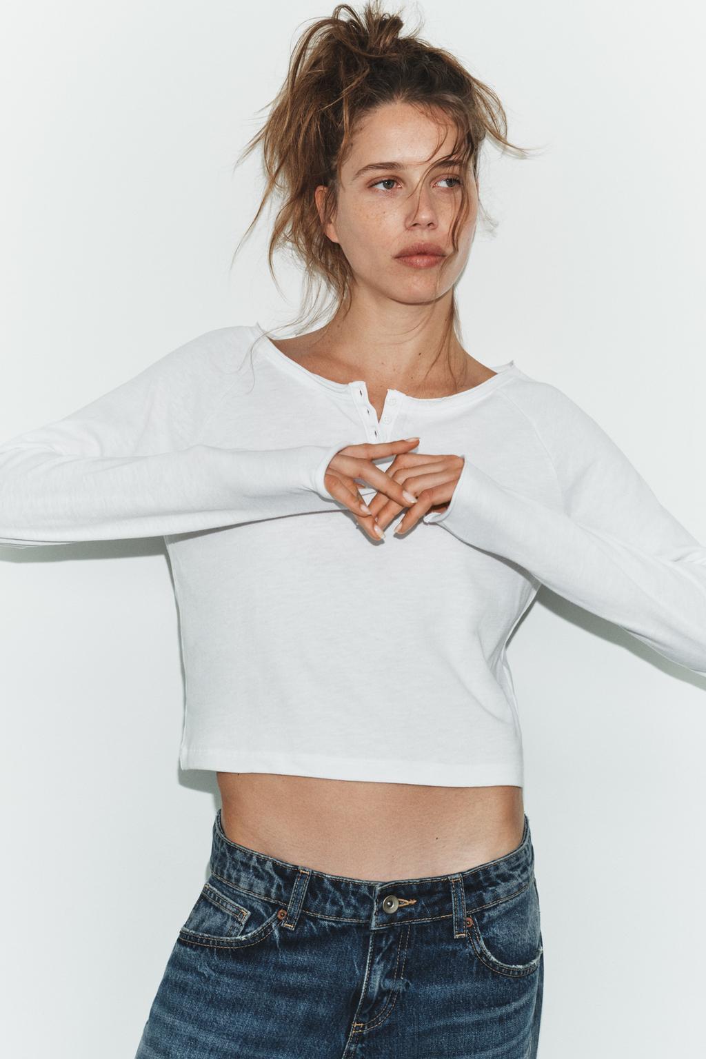 ФУТБОЛКА С ВОРОТНИКОМ НА ПУГОВИЦАХ