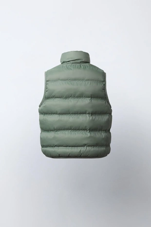 Легкий жилет с капюшоном WATER REPELLENT