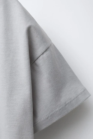 Футболка с рельефной надписью- Заказать в России