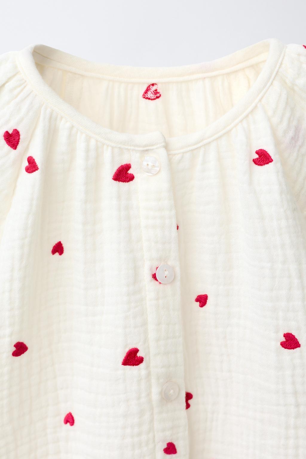 РУБАШКА С ТЕКСТУРОЙ И ВЫШИВКОЙ «СЕРДЕЧКИ»