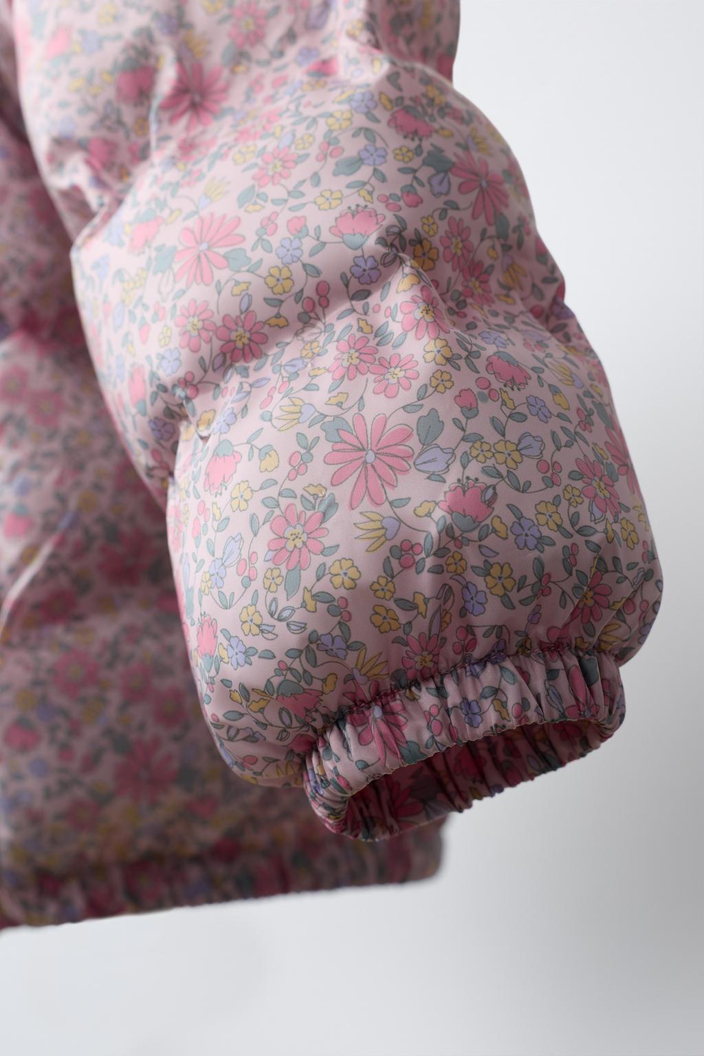 УЛЬТРАЛЕГКАЯ КУРТКА С ЦВЕТОЧНЫМ ПРИНТОМ WATER REPELLENT