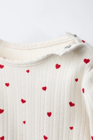 Комплект из боди и легинсов с сердечками- Заказать в России