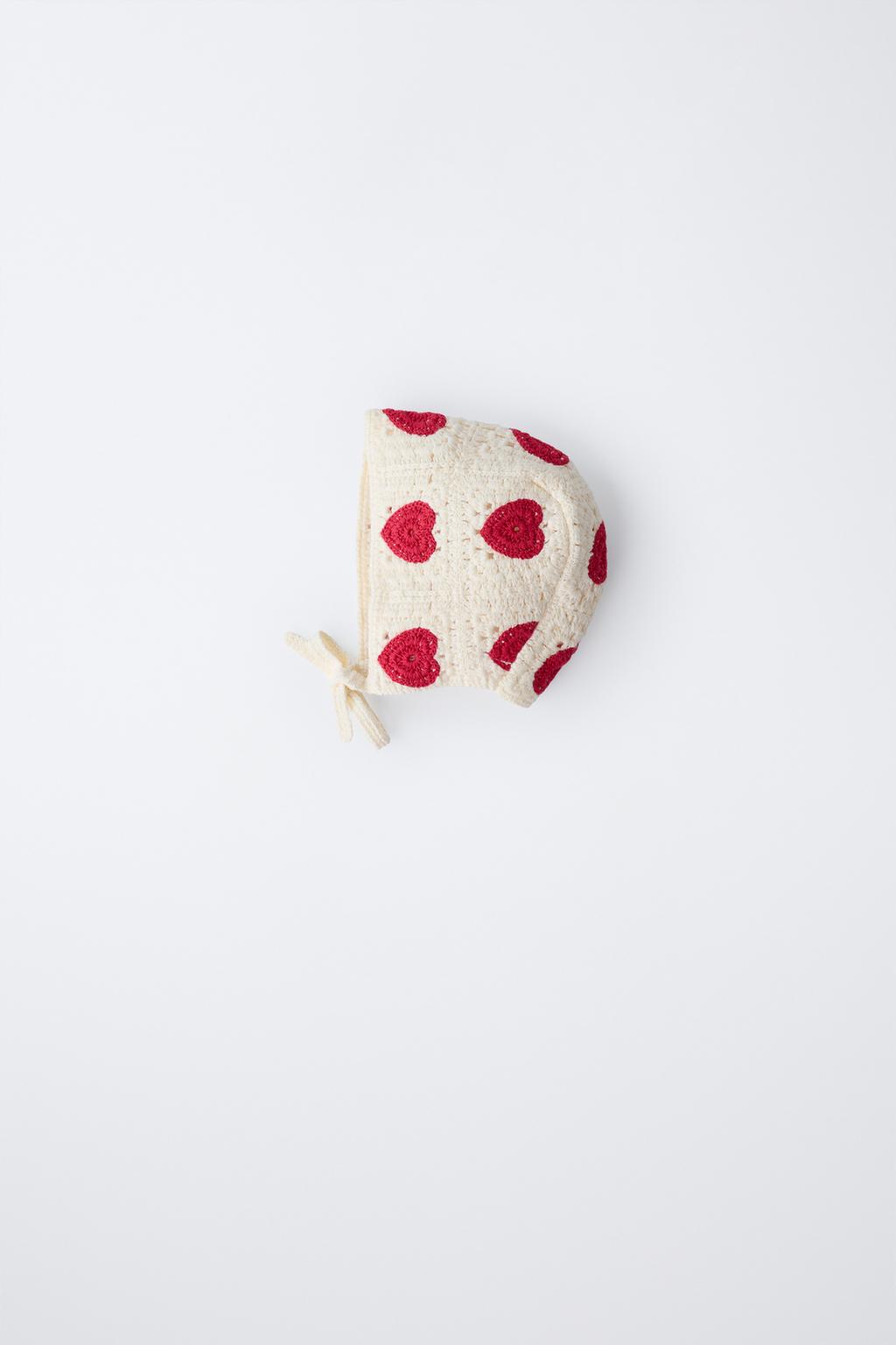 ЧЕПЧИК ИЗ КРУЖЕВА КРОШЕ С УЗОРОМ «СЕРДЦА»