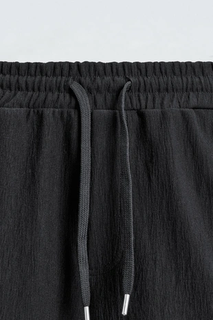 Шорты-джоггеры из рельефной ткани