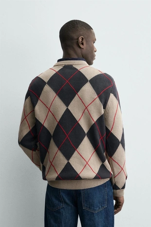 Жаккардовый свитер с узором «ромбы»- Заказать в России