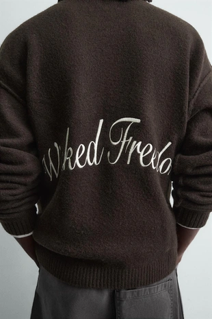 Жаккардовый свитер с надписью- Заказать в России