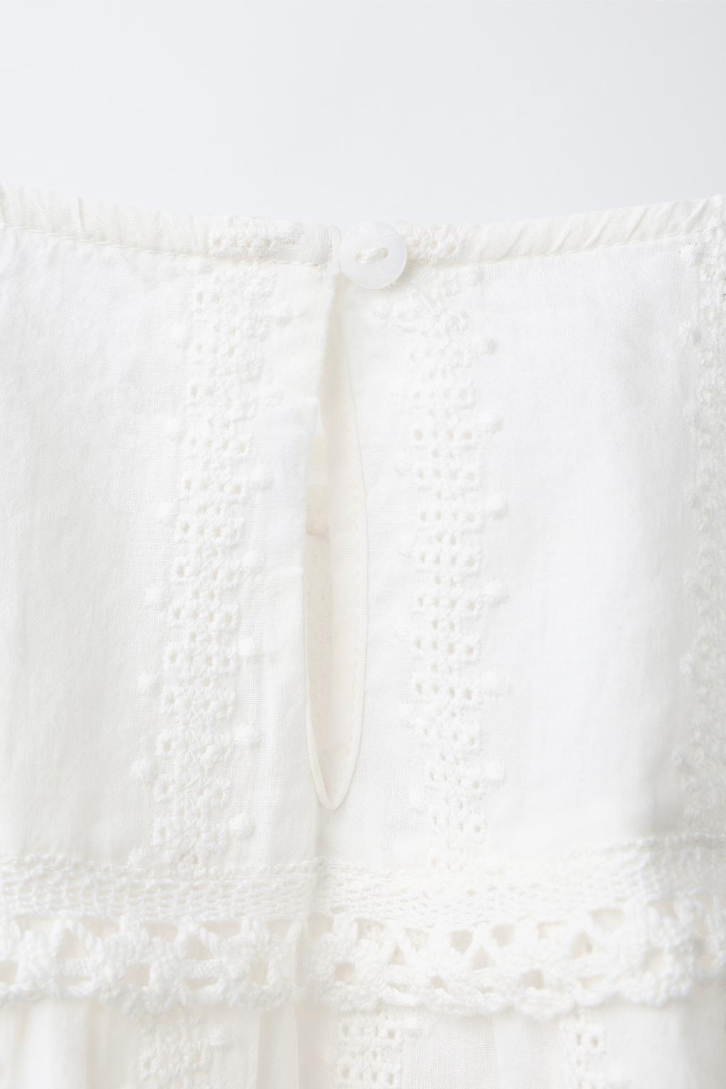 РУБАШКА В РОМАНТИЧЕСКОМ СТИЛЕ С ВЫШИВКОЙ