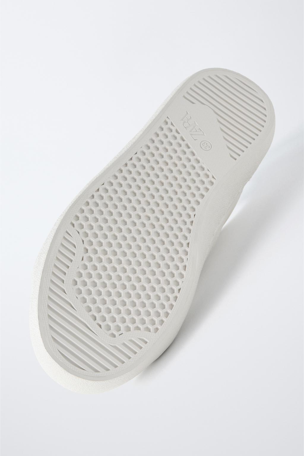 КЕДЫ СО ШНУРОВКОЙ