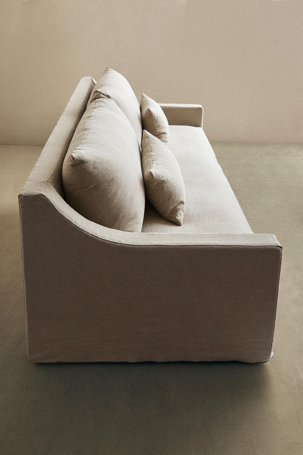 Диван с съемным чехлом из вымытого льна