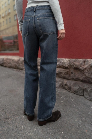 Джинсы TRF MOM FIT с высокой посадкой