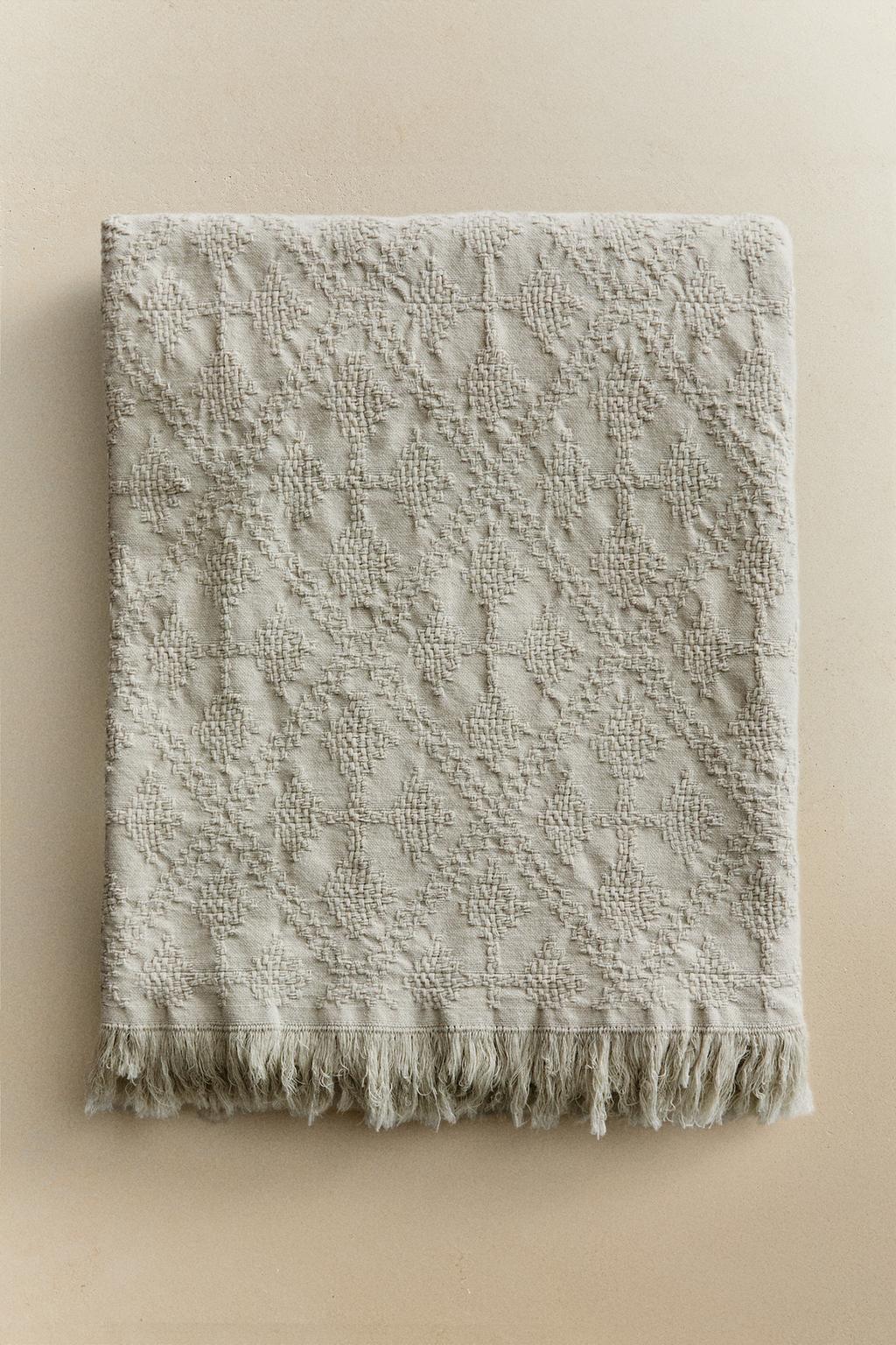 Плед с жаккардовым узором «алмазы»