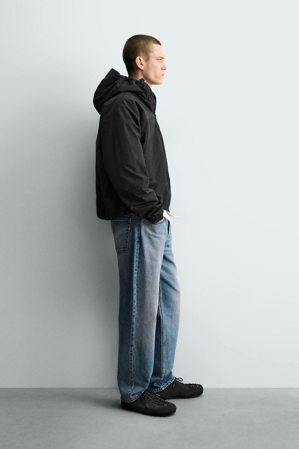 ТЕХНИЧЕСКАЯ НЕПРОМОКАЕМАЯ КУРТКА ИЗ ПОЛАРФЛИСА