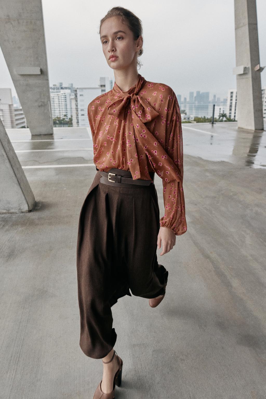 РУБАШКА С ПРИНТОМ И БАНТОМ