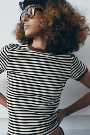 Футболка в полоску с коротким рукавом- Заказать в России