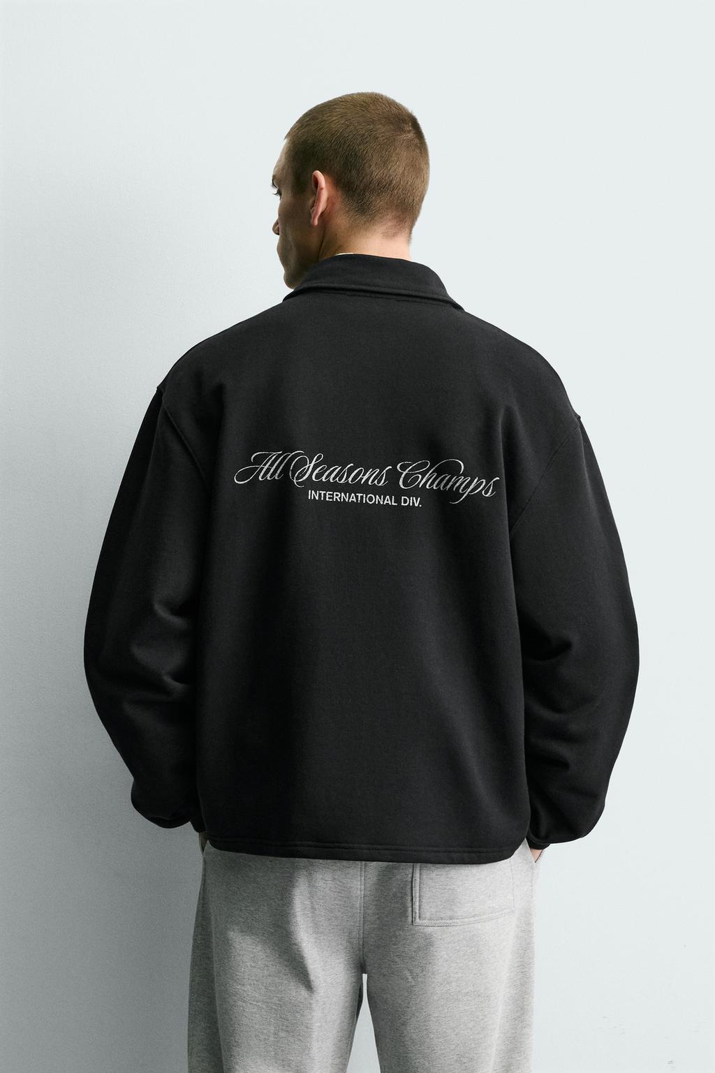 ТОЛСТОВКА С ЗАСТЕЖКОЙ-МОЛНИЕЙ И НАДПИСЯМИ