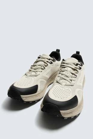 Техничные кроссовки- Заказать в России