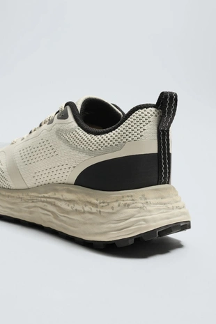 Техничные кроссовки- Заказать в России