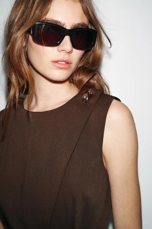 Жилет на запáхе с ремнем- Заказать в России