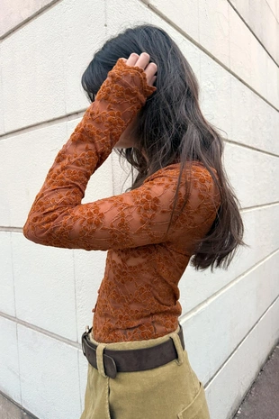 Кружевной топ с пуговицами- Заказать в России