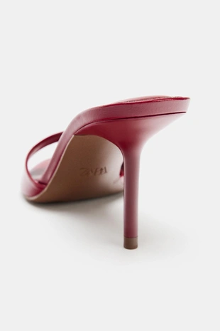 Лакированные босоножки на каблуке- Заказать в России