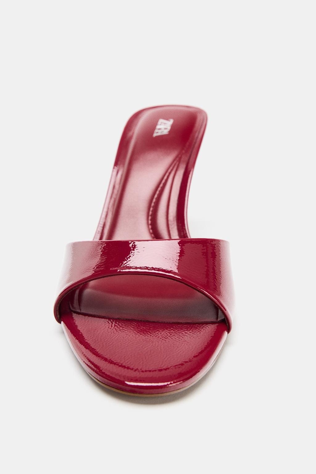 ЛАКИРОВАННЫЕ БОСОНОЖКИ НА КАБЛУКЕ