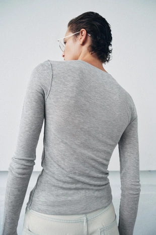 Полупрозрачный трикотажный топ