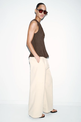 Топ в рубчик с баской и пуговицами- Заказать в России