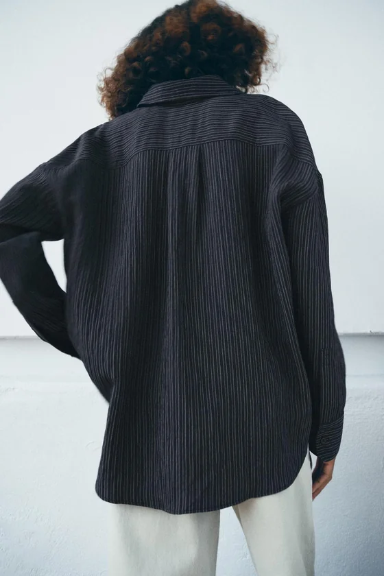 РУБАШКА ИЗ СТРУЯЩЕЙСЯ ТКАНИ В ПОЛОСКУ — коллекция Zara «ZW»
