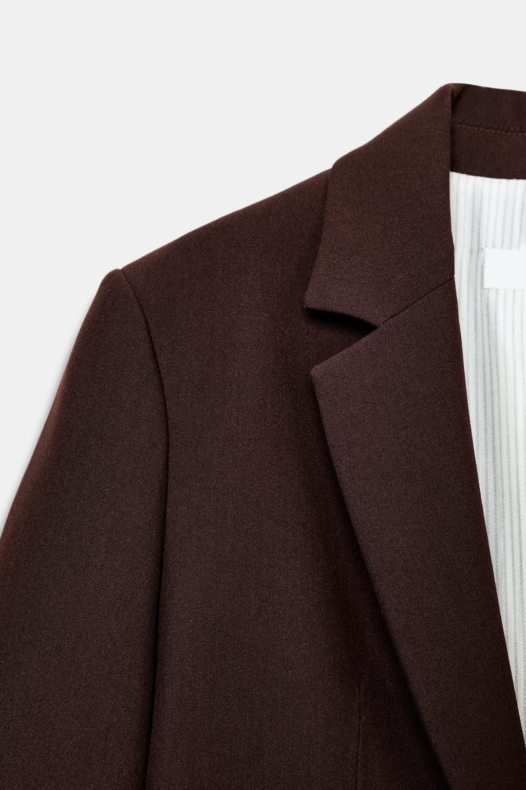 ПРЯМОЙ БЛЕЙЗЕР С ПОДПЛЕЧНИКАМИ