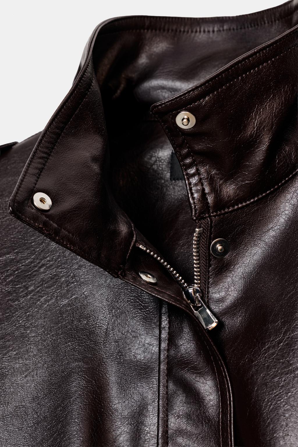 БОМБЕР ИЗ ИСКУССТВЕННОЙ КОЖИ