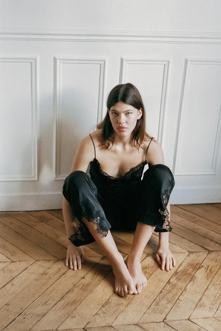 Атласные брюки с кружевом- Заказать в России