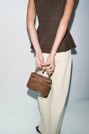 Жесткая кожаная сумка- Заказать в России