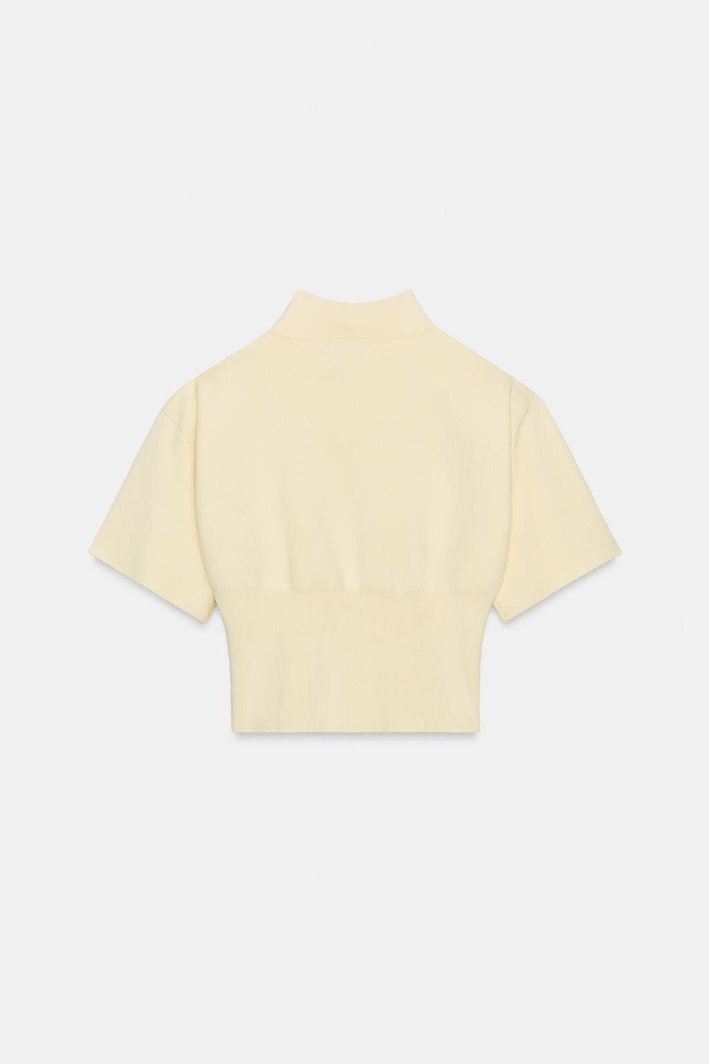 ВЯЗАНЫЙ ДЖЕМПЕР С КОРОТКИМ РУКАВОМ И ПОДПЛЕЧНИКАМИ