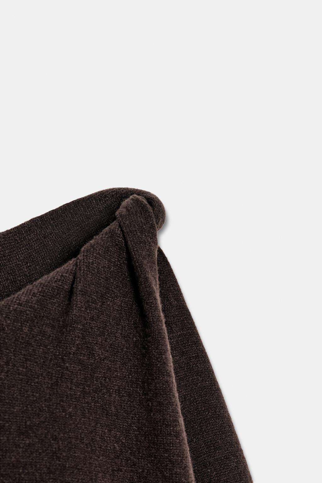 СВИТЕР С ВЫРЕЗАМИ