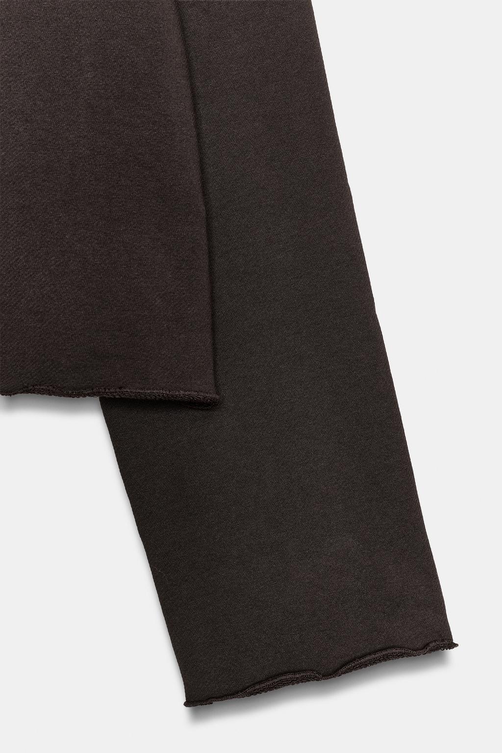 ТОЛСТОВКА С ВЫРЕЗОМ ЛОДОЧКОЙ