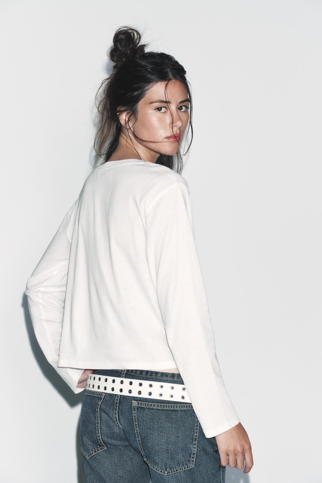 ФУТБОЛКА С ДЛИННЫМИ РУКАВАМИ И ВЫРЕЗОМ «ЛОДОЧКА»