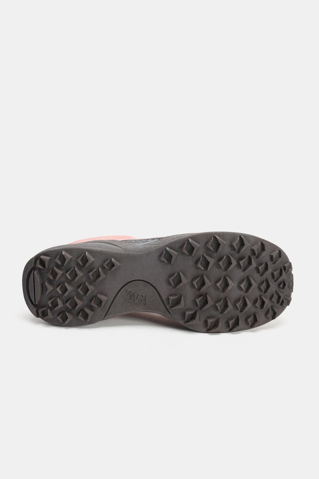 ТРЕККИНГОВЫЕ КРОССОВКИ