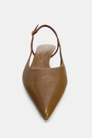 Кожаные туфли на среднем тонком каблуке- Заказать в России