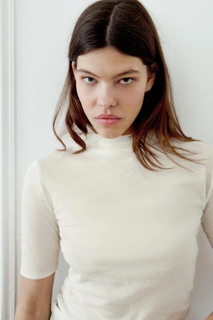 Топ с высоким воротником- Заказать в России