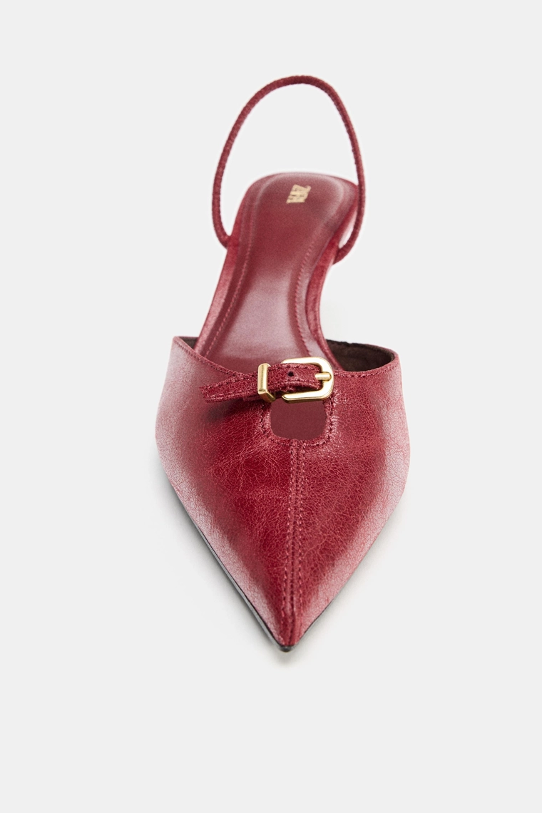 Босоножки на каблуке с застежкой на пряжку