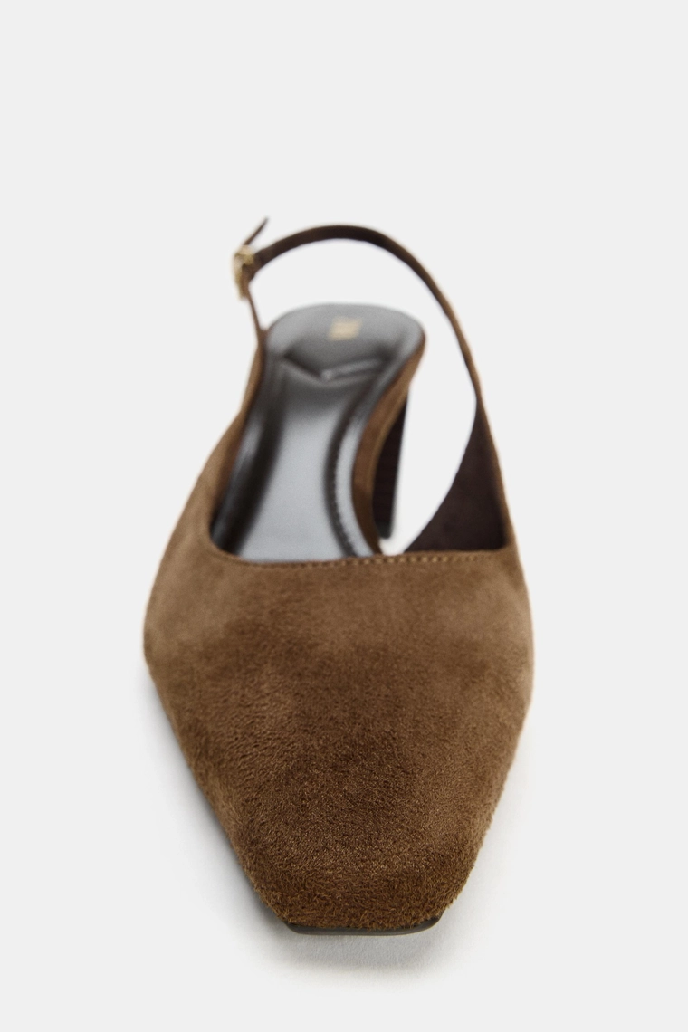 Туфли на каблуке с открытой пяточкой