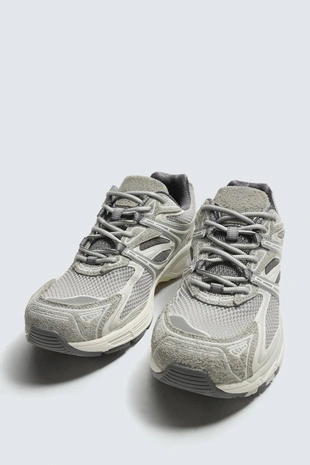 Кроссовки на объемной подошве- Заказать в России