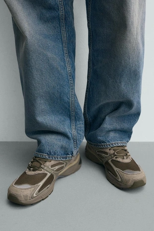 Кроссовки на объемной подошве- Заказать в России