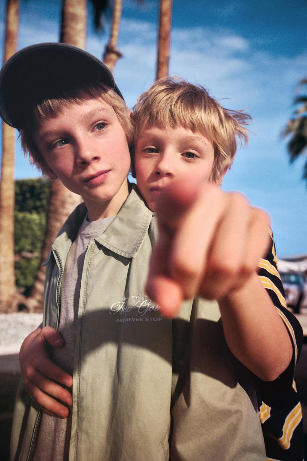 БОМБЕР С ВЫШИВКОЙ