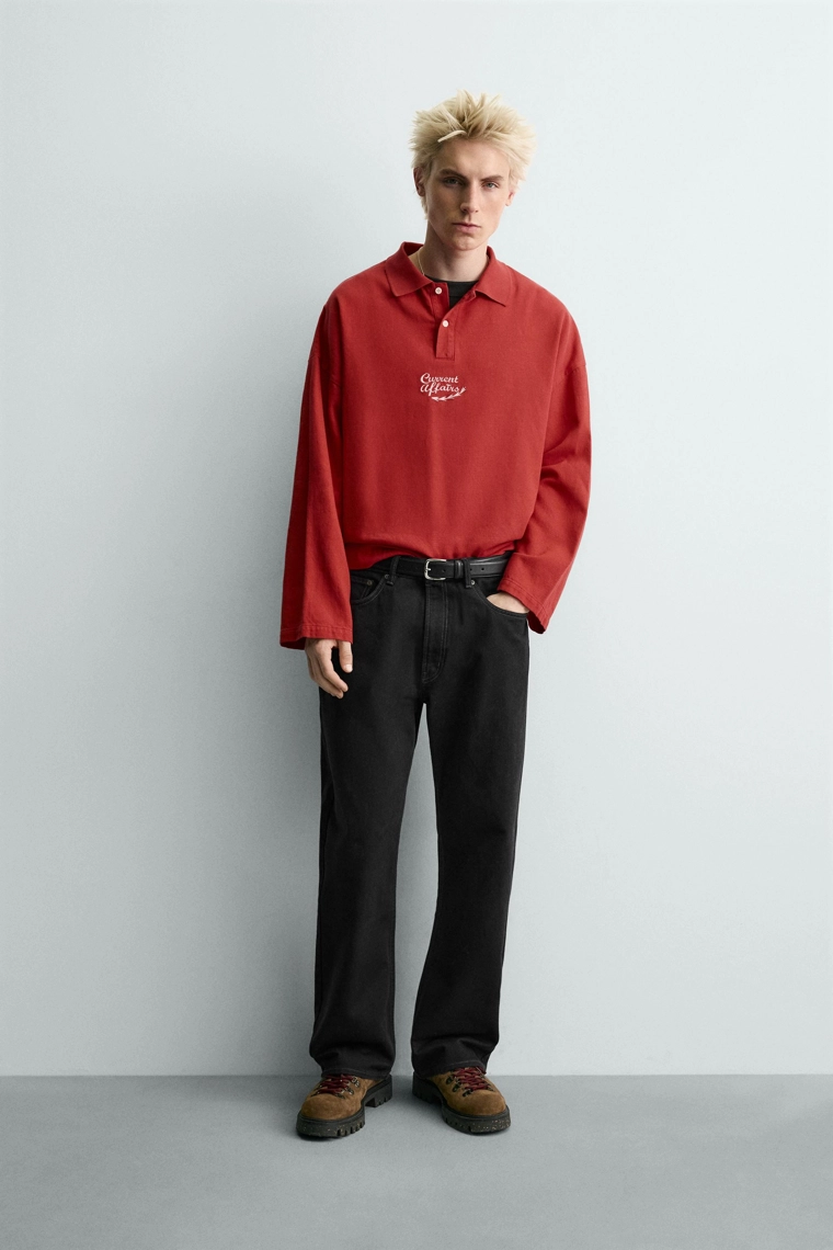 Рубашка с поло в рубчик с принтом на брелке